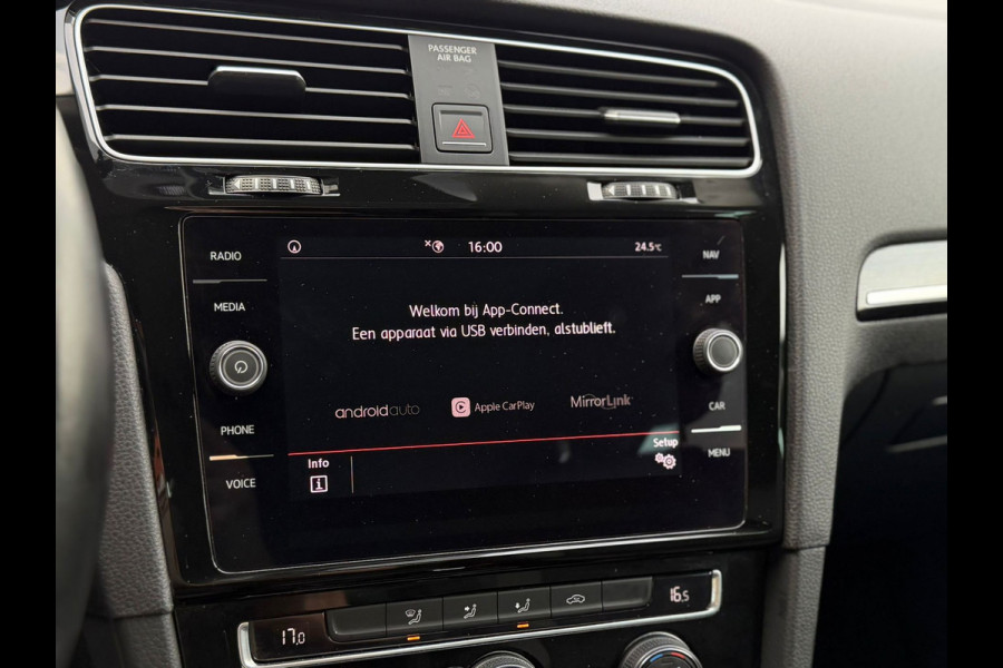 Volkswagen Golf 7.5 1.5 TSI AUTOMAAT Highline, digitaal cockpit, groot navigatie, vele opties, NL auto met nap
