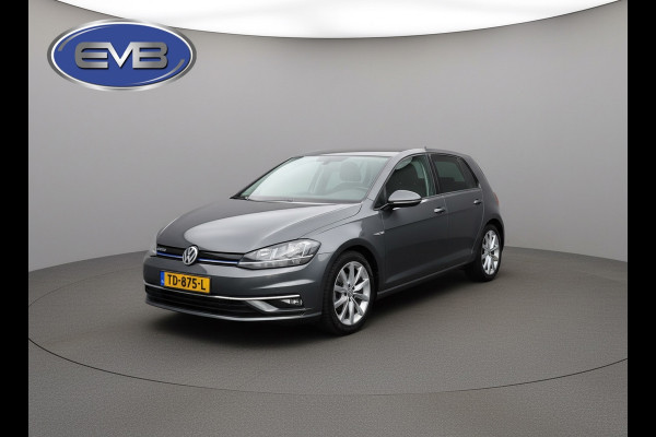Volkswagen Golf 7.5 1.5 TSI AUTOMAAT Highline, digitaal cockpit, groot navigatie, vele opties, NL auto met nap