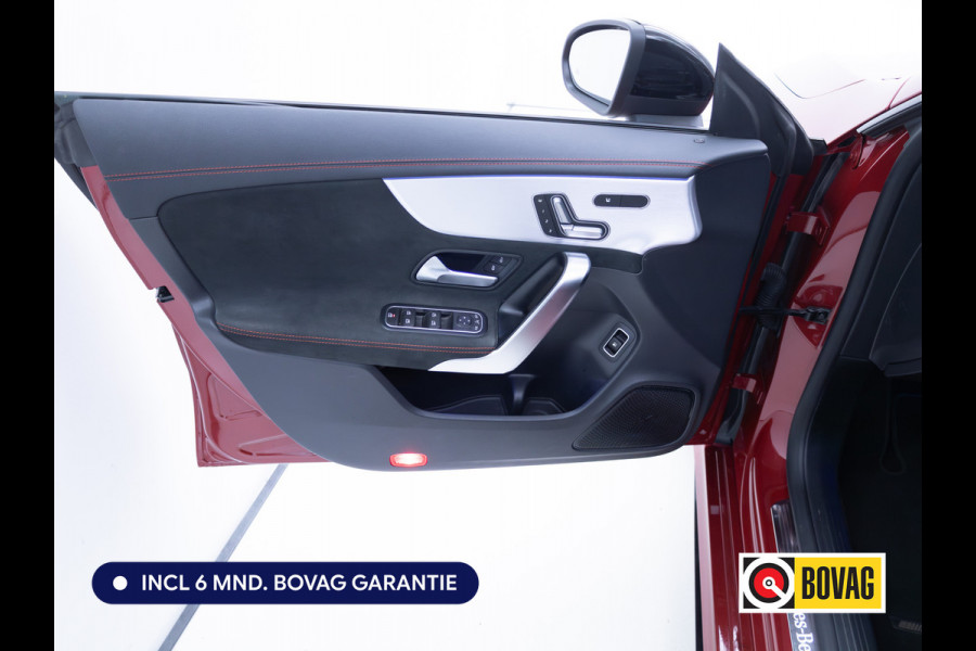 Mercedes-Benz CLA-Klasse 250 e AMG Nightpack Edition one | Panoramadak | Multibeam Led | Elec stoelen met memory | 19"LMV | Focal Audio, 360 Camera, Sfeerverlichting, Stoelverwarming, Naviagtie, App. connect