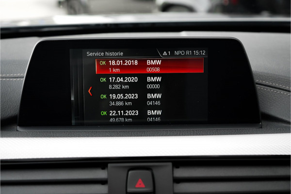 BMW 4 Serie Cabrio 440i M-Sport Nekverwarming Cruise Memory 19"