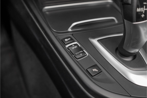 BMW 4 Serie Cabrio 440i M-Sport Nekverwarming Cruise Memory 19"