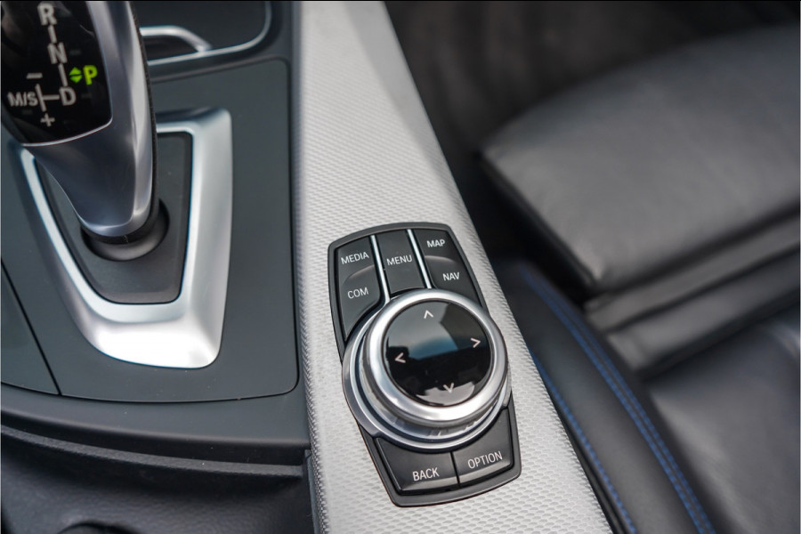 BMW 4 Serie Cabrio 440i M-Sport Nekverwarming Cruise Memory 19"