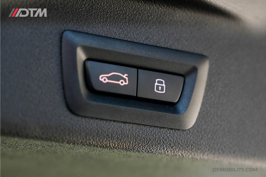 BMW X5 xDrive50e High Executive M-Sport | Skylounge | Iconic Glow | H/K