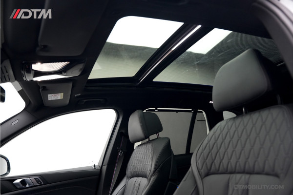 BMW X5 xDrive50e High Executive M-Sport | Skylounge | Iconic Glow | H/K
