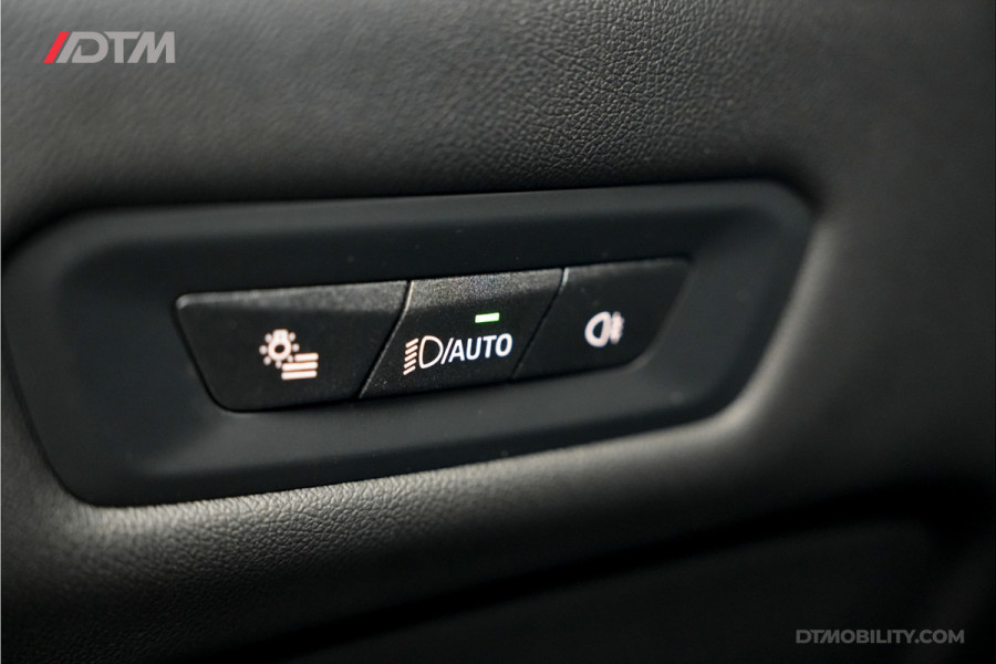 BMW X5 xDrive50e High Executive M-Sport | Skylounge | Iconic Glow | H/K