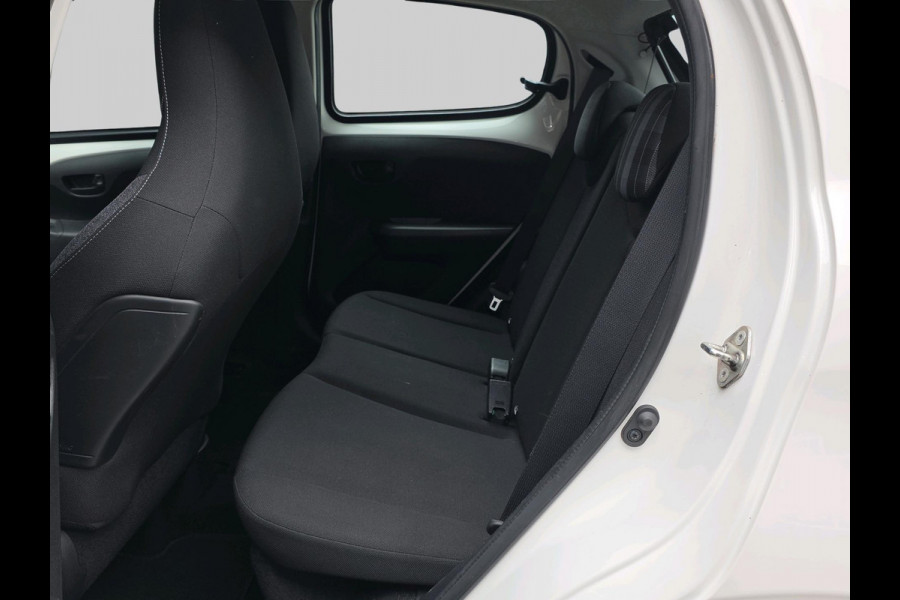 Peugeot 108 1.0 e-VTi Active | Airco | Bluetooth | Parkeersensoren |