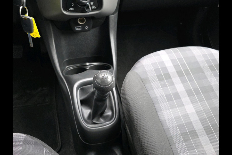 Peugeot 108 1.0 e-VTi Active | Airco | Bluetooth | Parkeersensoren |