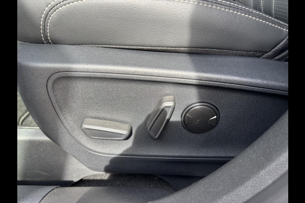 Ford Kuga 2.5 PHEV Vignale 225pk Adaptieve Cruise | Winterpack | Memory Seats | Achteruitrijcamera | Head up Display | 1.500kg Trekgewicht