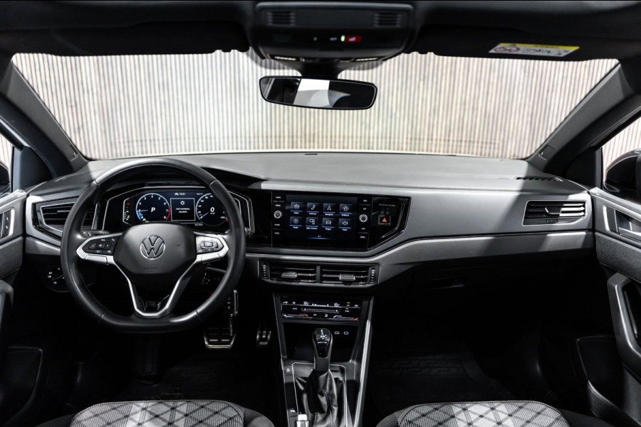 Volkswagen Taigo 1.0 TSI R-Line DSG PANO IQ BEATS