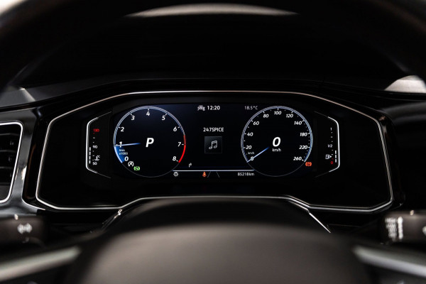 Volkswagen Taigo 1.0 TSI R-Line DSG PANO IQ BEATS