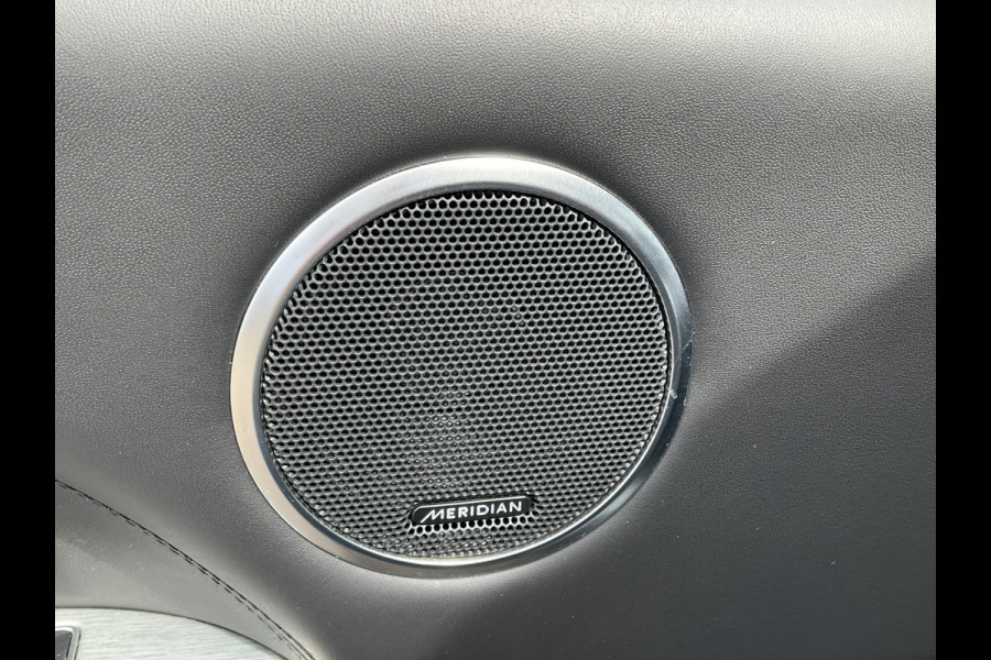 Land Rover Range Rover Sport 5.0 V8 SC SVR 575 Carbon Santorini Black 22" Full Package