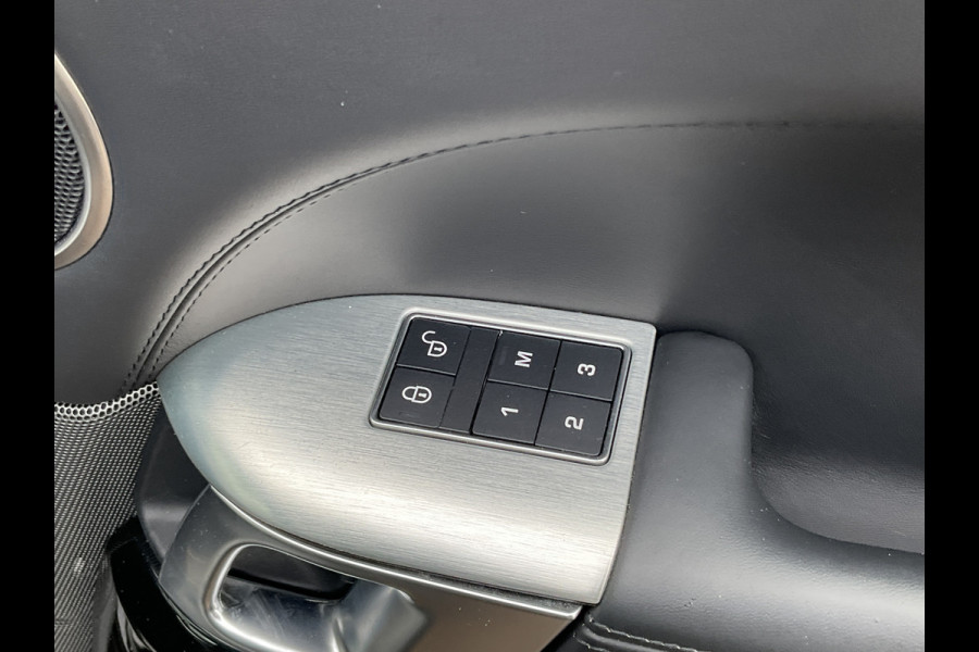 Land Rover Range Rover Sport 5.0 V8 SC SVR 575 Carbon Santorini Black 22" Full Package