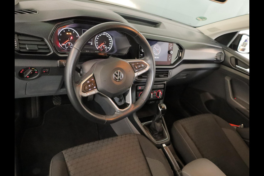Volkswagen T-Cross 1.0 TSI Life 95pk 5bak| trekhaak| extra getint glas