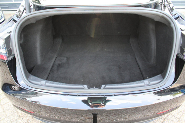 Tesla Model 3 Standard RWD Plus 60 kWh facelift