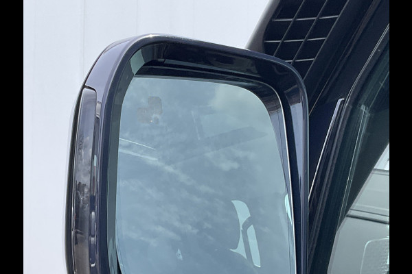 Land Rover Defender 2.0 D240 110 360°Cam Carplay Memory Trekhaak(3500)