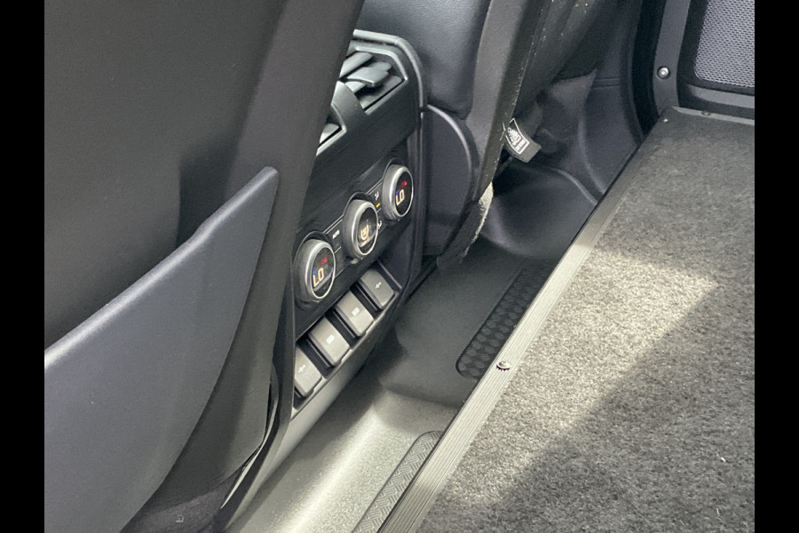 Land Rover Defender 2.0 D240 110 360°Cam Carplay Memory Trekhaak(3500)