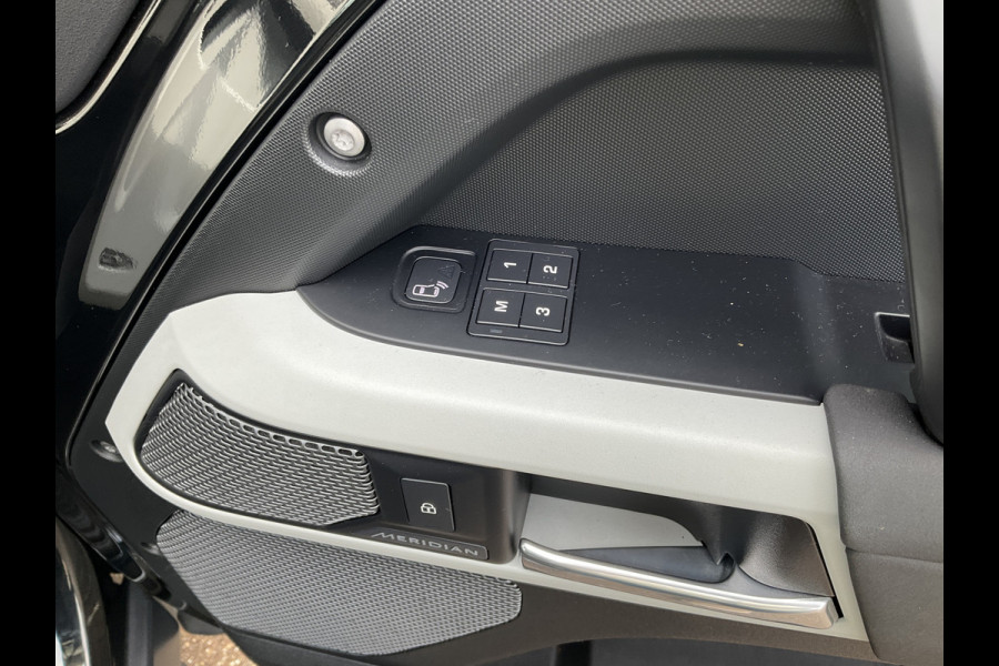 Land Rover Defender 2.0 D240 110 360°Cam Carplay Memory Trekhaak(3500)