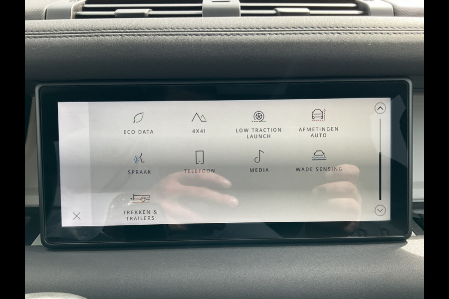 Land Rover Defender 2.0 D240 110 360°Cam Carplay Memory Trekhaak(3500)