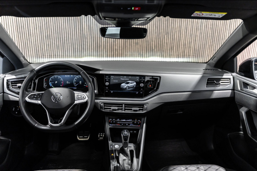 Volkswagen Taigo 1.5 TSI R-Line IQ DSG PANO CAMERA FULL OPTIES