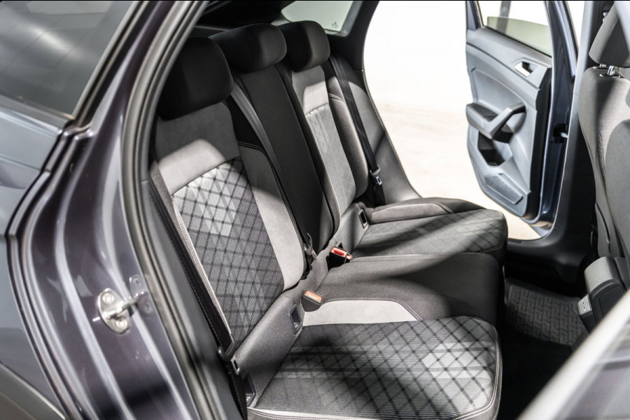 Volkswagen Taigo 1.5 TSI R-Line IQ DSG PANO CAMERA FULL OPTIES