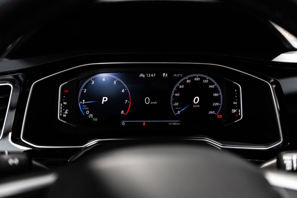 Volkswagen Taigo 1.5 TSI R-Line IQ DSG PANO CAMERA FULL OPTIES