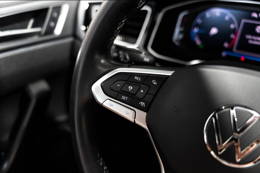 Volkswagen Taigo 1.5 TSI R-Line IQ DSG PANO CAMERA FULL OPTIES