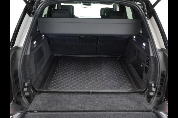 Land Rover Range Rover SV 3.0 P550e PHEV SV - ORIG. NL BORASCO GREY + REAR ENTERTAINMENT | SV INTREPID EXTERIEUR | TREKHAAK