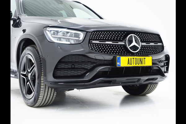 Mercedes-Benz GLC 300e 4MATIC AMG Full Black | Panoramadak | Treeplanken | Camera | Virtual | Sportstuur | Cruise | DAB | Carplay