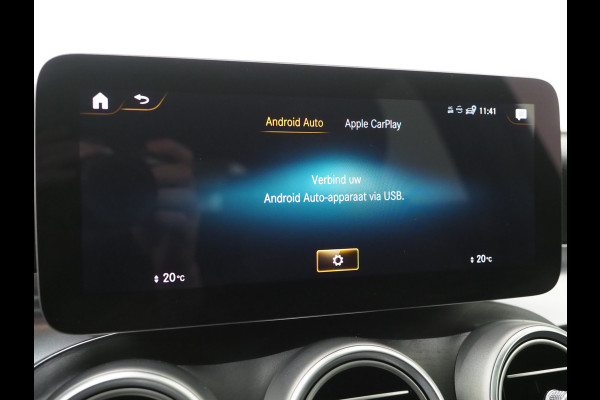 Mercedes-Benz GLC 300e 4MATIC AMG Full Black | Panoramadak | Treeplanken | Camera | Virtual | Sportstuur | Cruise | DAB | Carplay