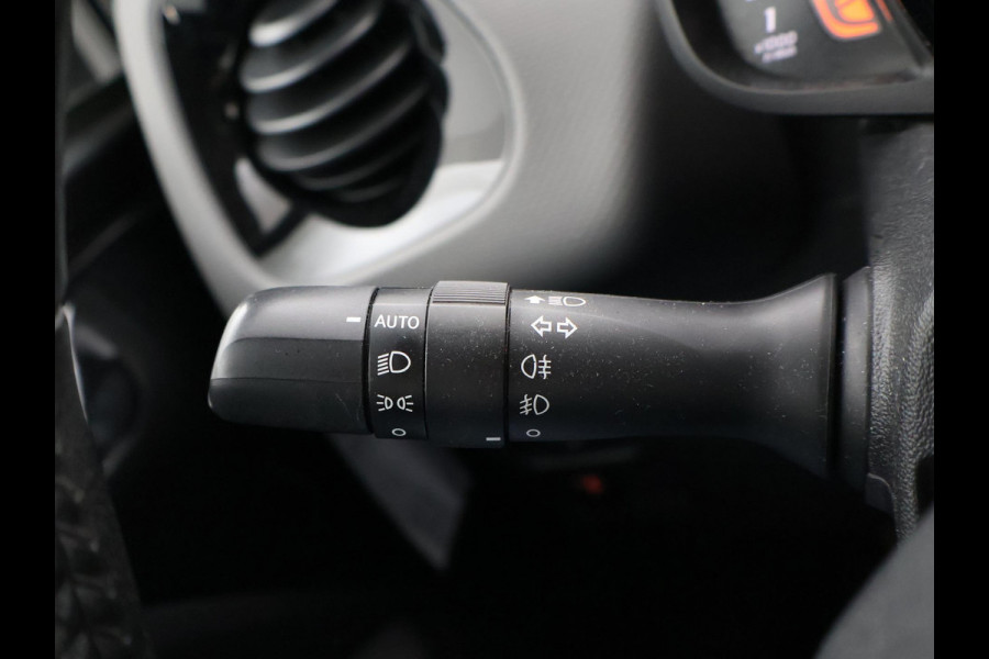 Peugeot 108 1.0 e-VTi ALLURE AUTOMAAT + CAMERA | NAVIGATIE | LMV | DAB