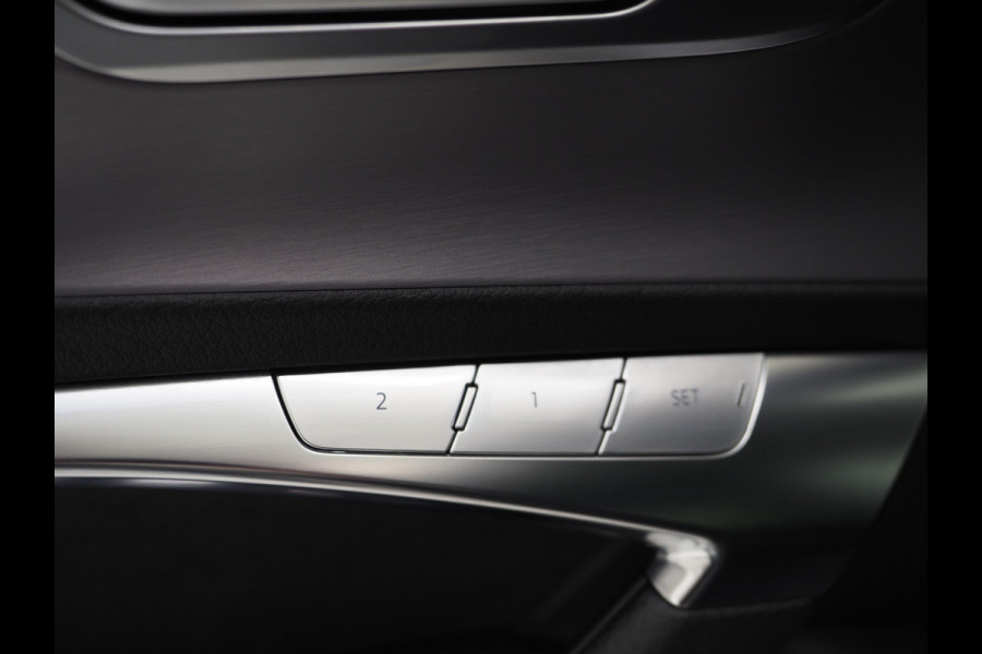 Audi A6 Avant 55 TFSI e quattro Full Black | Panoramadak | B&O Audio | Trekhaak | HUD | Leder | Keyless | Sfeerlicht | Carplay