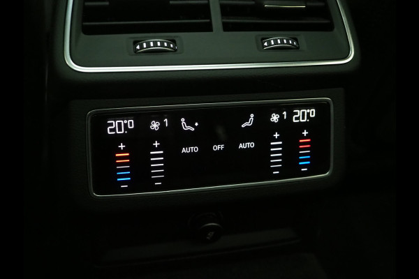 Audi A6 Avant 55 TFSI e quattro Full Black | Panoramadak | B&O Audio | Trekhaak | HUD | Leder | Keyless | Sfeerlicht | Carplay