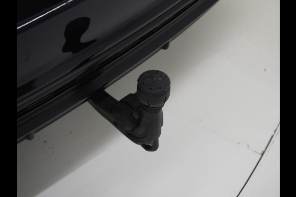 Audi A6 Avant 55 TFSI e quattro Full Black | Panoramadak | B&O Audio | Trekhaak | HUD | Leder | Keyless | Sfeerlicht | Carplay