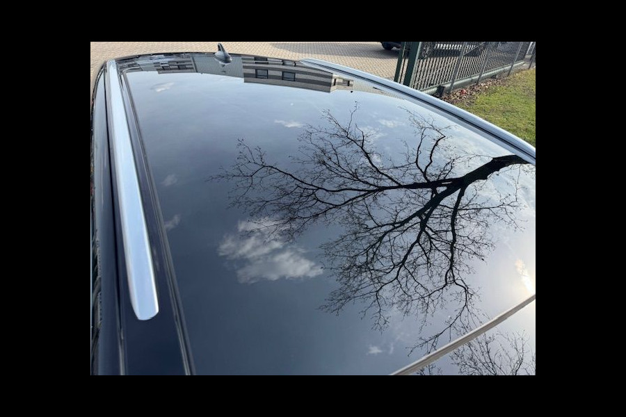 Volkswagen ID.4 First 77 kWh SOH 89.8% 127.000km Airco/ECC,Navigatie,Panoramadak,Camera