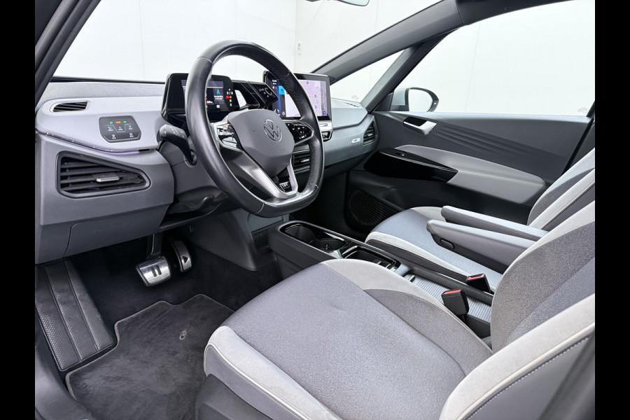 Volkswagen ID.3 First Plus 62kWh Trekhaak Navi-Pro Adap.Cruise Camera Matrix led 19" Ecc Apple Carplay Android Auto SOH 91% Stoel+Stuurverwarming Lmv Privacy Glas Keyless Rijstrooksensor Origineel Nederlandse Auto  € 44.000 nieuw!