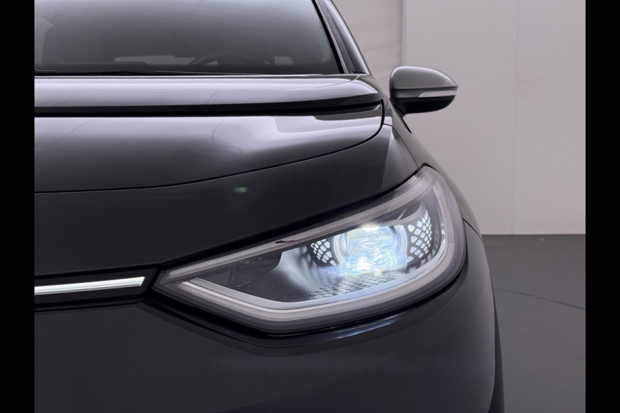 Volkswagen ID.3 First Plus 62kWh Trekhaak Navi-Pro Adap.Cruise Camera Matrix led 19" Ecc Apple Carplay Android Auto SOH 91% Stoel+Stuurverwarming Lmv Privacy Glas Keyless Rijstrooksensor Origineel Nederlandse Auto  € 44.000 nieuw!