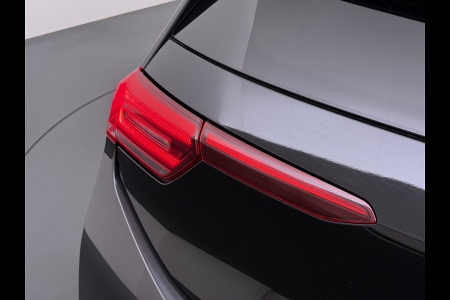 Volkswagen ID.3 First Plus 62kWh Trekhaak Navi-Pro Adap.Cruise Camera Matrix led 19" Ecc Apple Carplay Android Auto SOH 91% Stoel+Stuurverwarming Lmv Privacy Glas Keyless Rijstrooksensor Origineel Nederlandse Auto  € 44.000 nieuw!