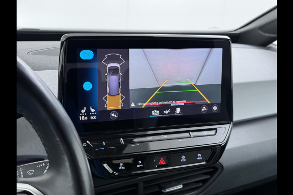 Volkswagen ID.3 First Plus 62kWh Trekhaak Navi-Pro Adap.Cruise Camera Matrix led 19" Ecc Apple Carplay Android Auto SOH 91% Stoel+Stuurverwarming Lmv Privacy Glas Keyless Rijstrooksensor Origineel Nederlandse Auto  € 44.000 nieuw!
