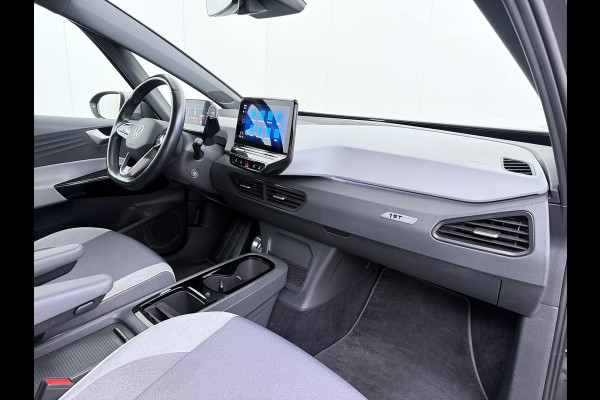 Volkswagen ID.3 First Plus 62kWh Trekhaak Navi-Pro Adap.Cruise Camera Matrix led 19" Ecc Apple Carplay Android Auto SOH 91% Stoel+Stuurverwarming Lmv Privacy Glas Keyless Rijstrooksensor Origineel Nederlandse Auto  € 44.000 nieuw!