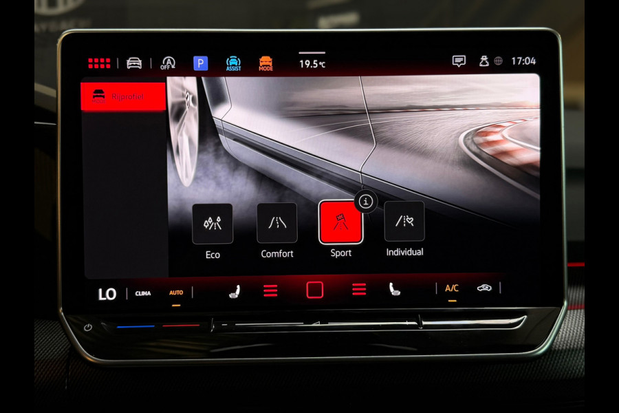 Volkswagen Golf 1.5 eTSI 3X R-Line Edition|PANO|IQ LIGHTS|VIRTUAL|ACC|FABRIEKSGARANTIE|SFEERVERLICHTING|CARPLAY|DEALER ONDERHOUDEN