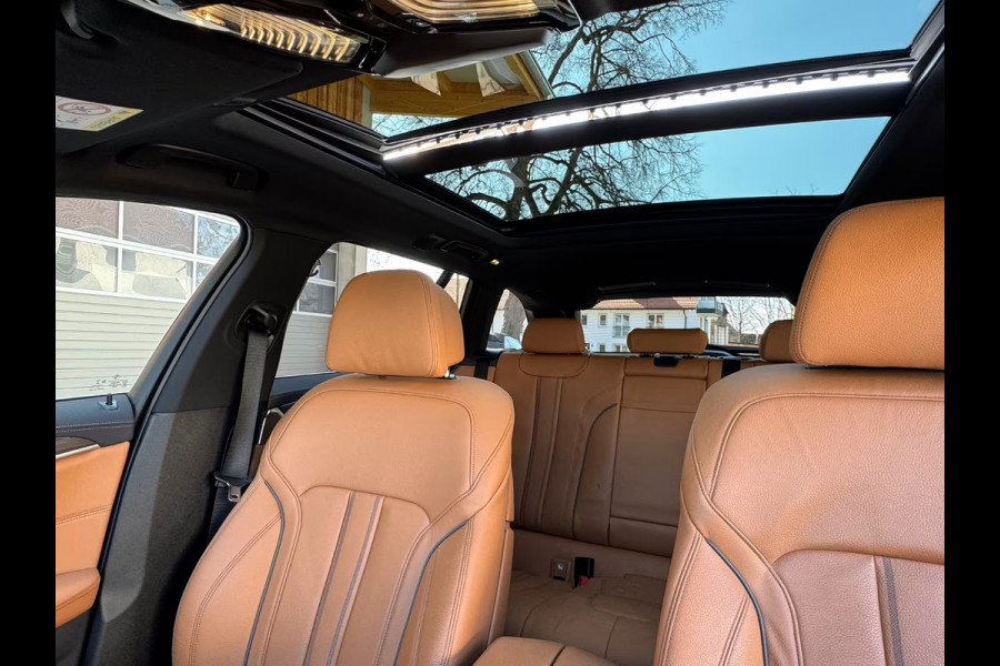 BMW 5 Serie Touring 530e ** LASER, NAVI+, LEDER, PANORAMA, HuD, MEMORY, 19-INCH LMV ** 1e EIG - UNFALLFREI ** ** INFORMEER OOK NAAR ONZE AANTREKKELIJKE FINANCIAL-LEASE TARIEVEN **