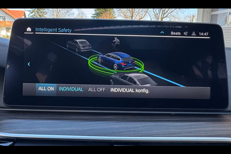 BMW 5 Serie Touring 530e ** LASER, NAVI+, LEDER, PANORAMA, HuD, MEMORY, 19-INCH LMV ** 1e EIG - UNFALLFREI ** ** INFORMEER OOK NAAR ONZE AANTREKKELIJKE FINANCIAL-LEASE TARIEVEN **