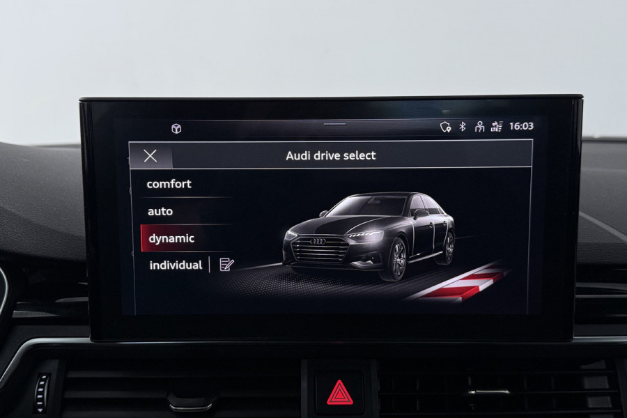 Audi A4 Limousine 35 TFSI S edition (DIGITALE COCKPIT, NAVIGATIE, CRUISE CONTROL, PARKEERSENSOREN)
