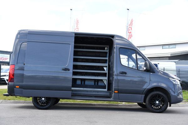 Mercedes-Benz Sprinter 319 V6 3.0 CDI L2H2 PB Edition Camera, Cruise, Carplay, 10,5'' Mbux, LED, Sensoren, 190pk, Uniek!  Automaat, Uniek!