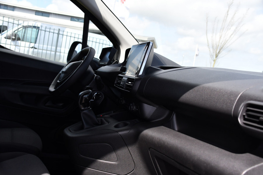 Peugeot Partner 1.5 BlueHDI PB Edition Camera, Cruise, Carplay, Multimedia, Sensoren, Airco, Uniek!