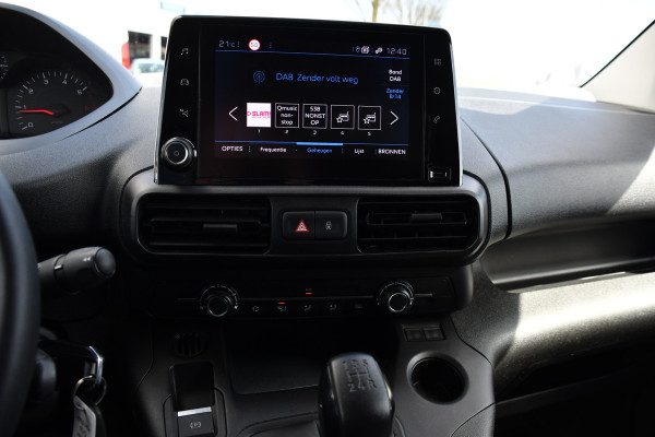 Peugeot Partner 1.5 BlueHDI PB Edition Camera, Cruise, Carplay, Multimedia, Sensoren, Airco, Uniek!