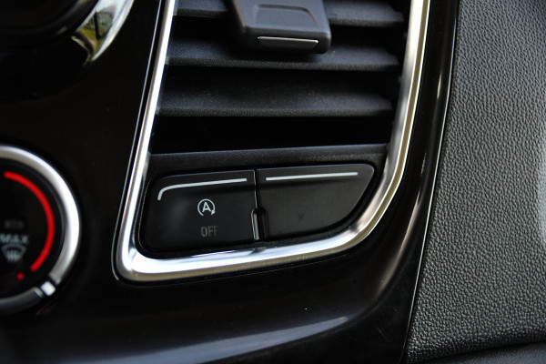 Ford Transit 350 2.0 TDCI L3H2 Limited RWD Adaptieve Cruise, Camera, Carplay, Xenon, 170pk, Automaat, Trekhaak, Navi, Uniek!