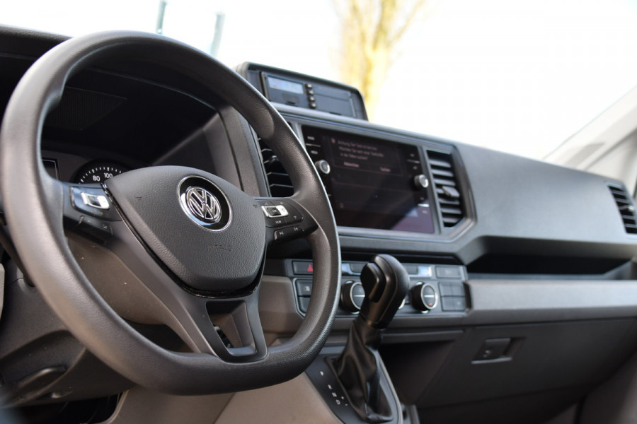 Volkswagen Crafter 35 2.0 TDI L3H3 4Motion PB Edition Camera, Cruise, Carplay, LED, 4x4, 177pk, Automaat, Trekhaak, Multimedia, Uniek!