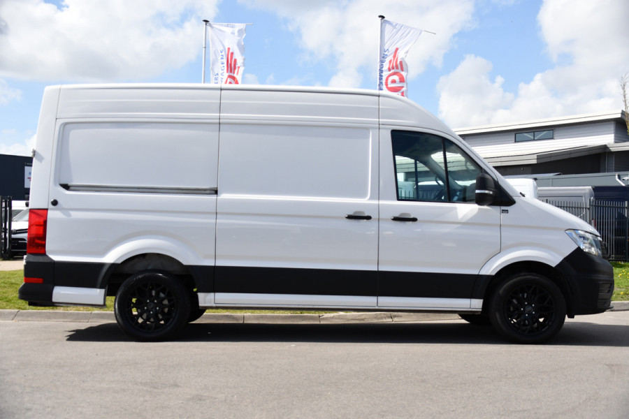 Volkswagen Crafter 35 2.0 TDI L3H3 4Motion PB Edition Camera, Cruise, Carplay, LED, 4x4, 177pk, Automaat, Trekhaak, Multimedia, Uniek!