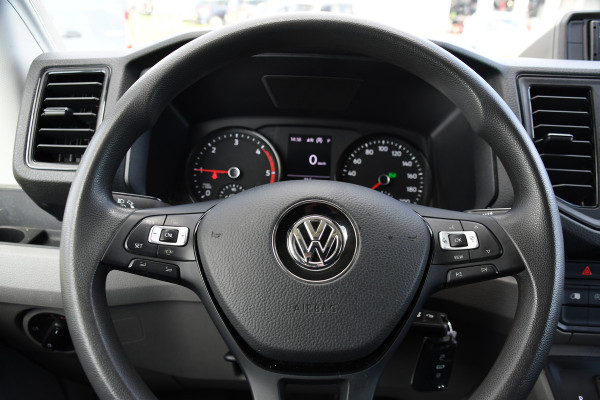 Volkswagen Crafter 35 2.0 TDI L3H3 4Motion PB Edition Camera, Cruise, Carplay, LED, 4x4, 177pk, Automaat, Trekhaak, Multimedia, Uniek!